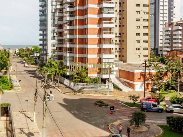 #1555 - Apartamento para Venda em Torres - RS