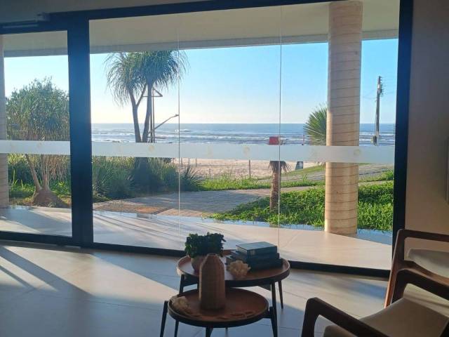 #2004 - Apartamento para Venda em Torres - RS