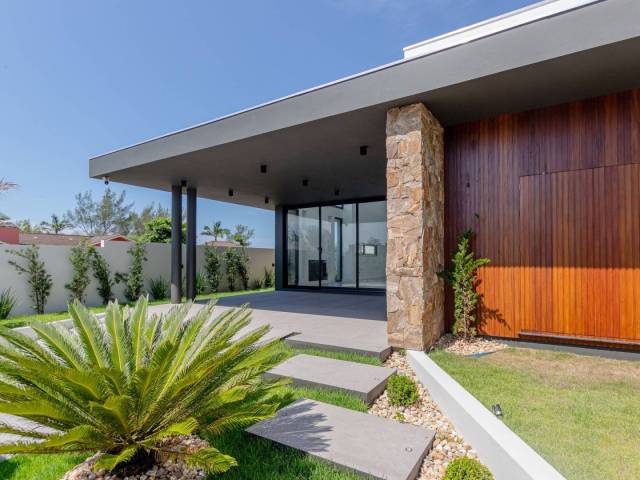 #2123 - Casa para Venda em Passo de Torres - SC