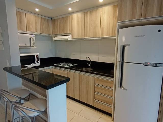#2132 - Apartamento para Venda em Torres - RS - 2