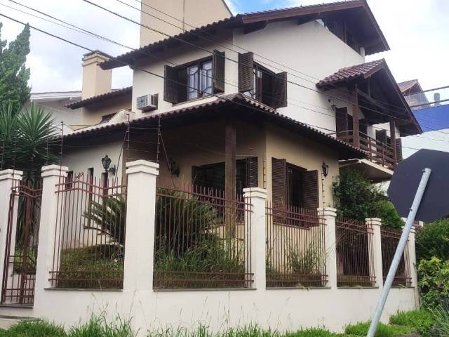 #2008 - Casa para Venda em Porto Alegre - RS - 2